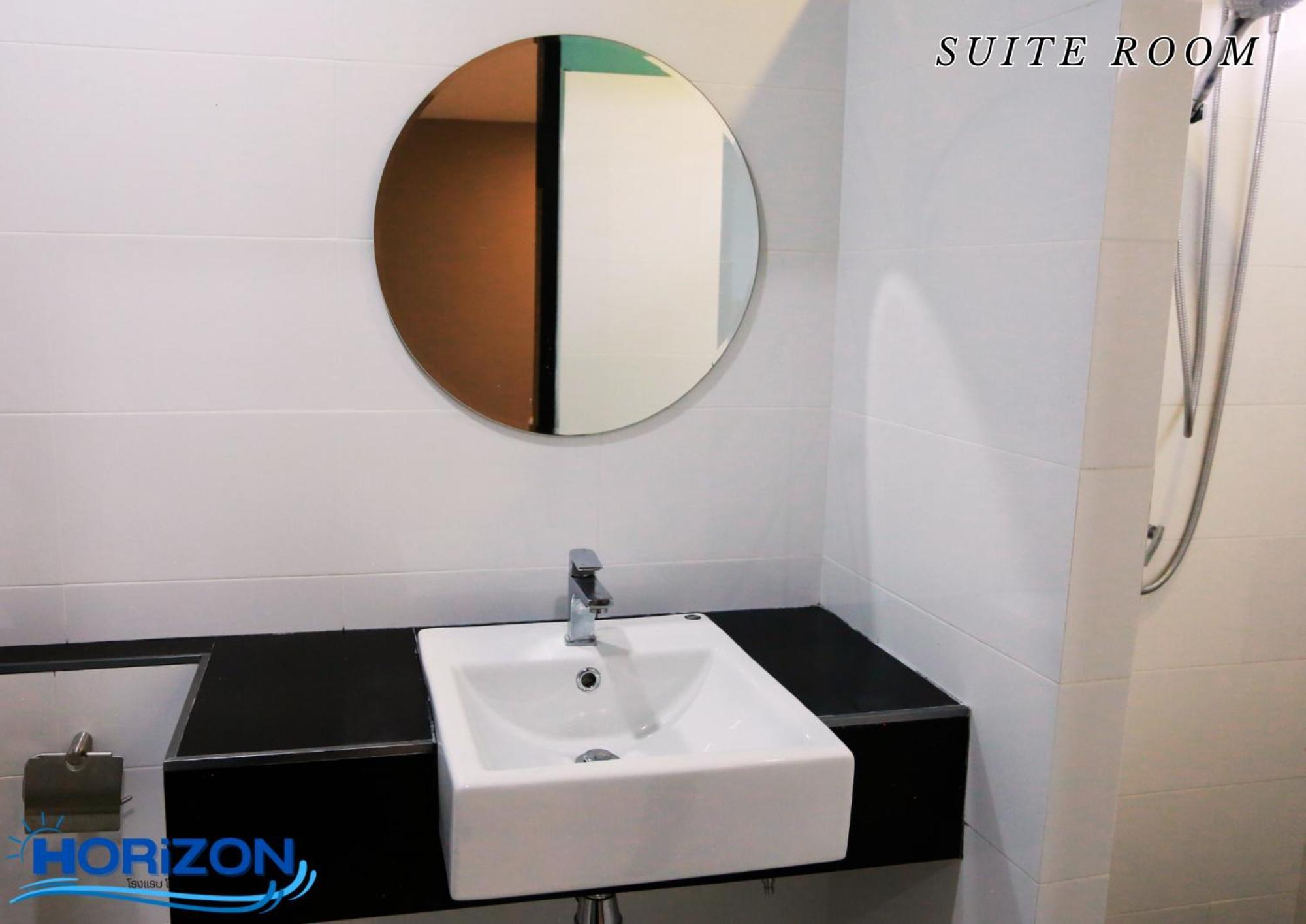Horizon Hotel Surat Thani Extérieur photo